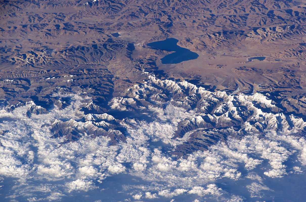 Shishapangma 02 03 Nasa ISS008-E-6241 Long View From East Nasa ISS008-E-6241 was taken on 2003-11-26 from the west. Shishapangma is in centre on the far right, with the Jugal Himal mountains below it. Peiku Tso is in the upper centre.